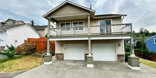 1228 113th SE