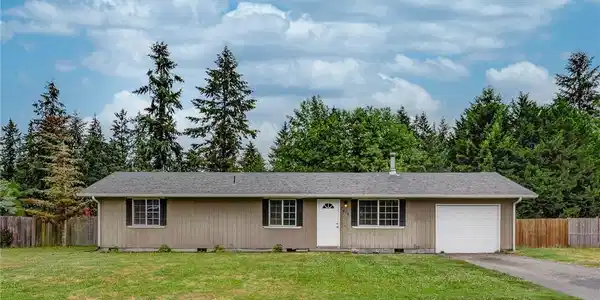 7414 Fair Oaks Loop SE