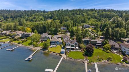 436 Lake Sammamish SE