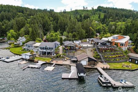 1031 Summit Lake NW