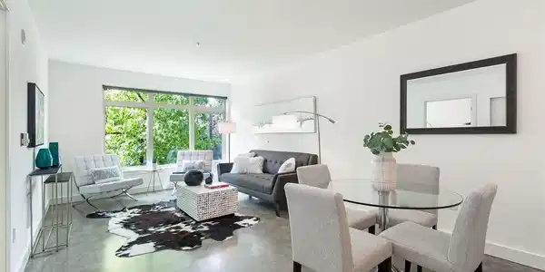 1610 Belmont