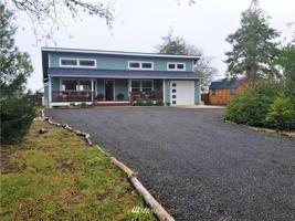 438 Olympic View NE