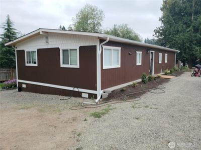 19522 5th E