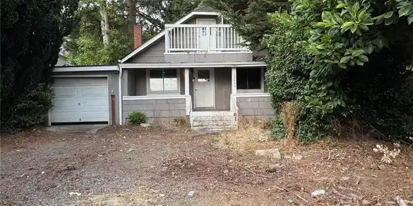 12243 16th S