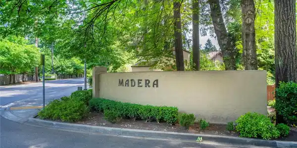 11724 Madera SW