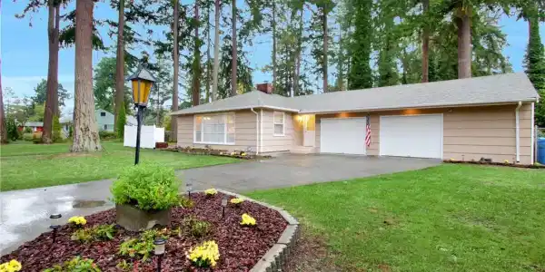 12416 Avenue Dubois SW