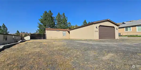 1003 Seven Bays