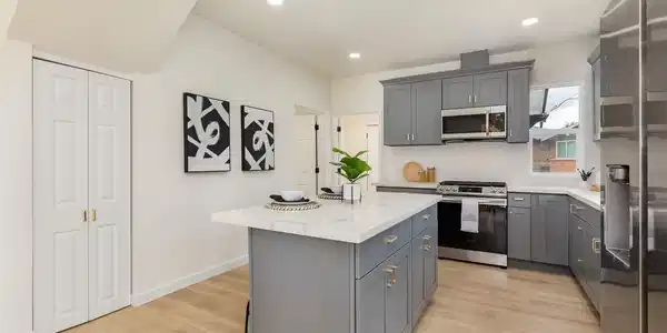 Image 3 Image 3