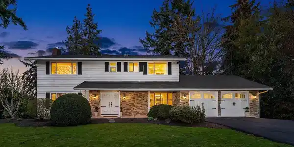2650 79th NE