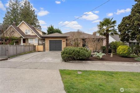 5911 49th SW