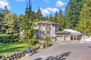 17317 Lake Goodwin