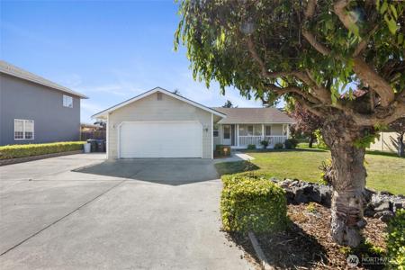 2214 Belair