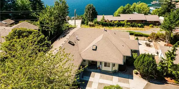 2364 Northshore Road