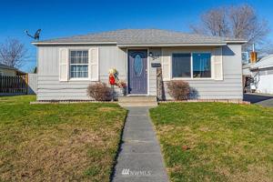 222 Knolls Vista