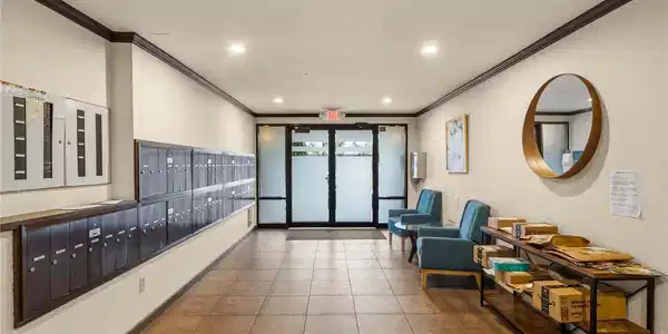 Image 4 Image 4