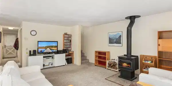 Image 4 Image 4