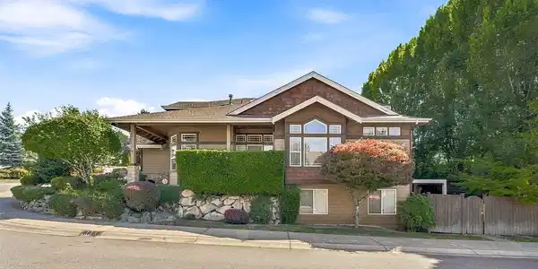 13915 SE 238TH