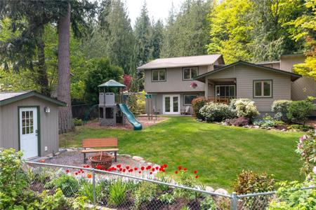 1536 Glen Cove