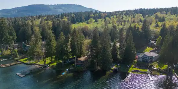 456 W. Lake Samish Dr.