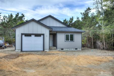 307 Olympic View NE
