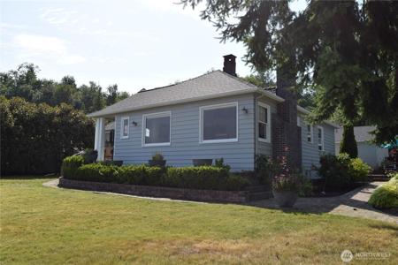 3538 Beach E