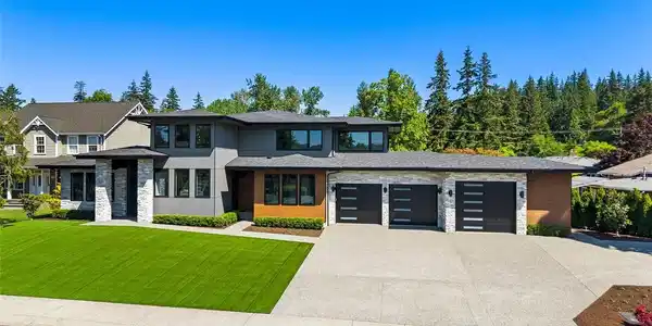 3709 Connecticut