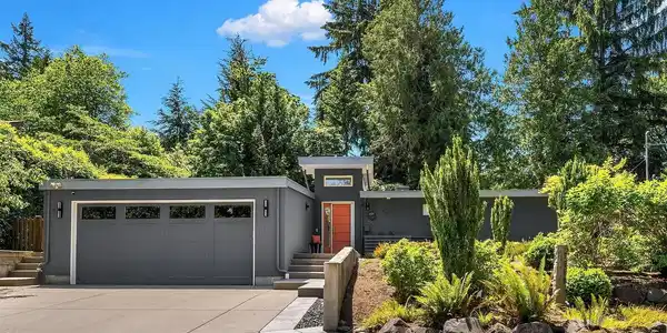 7260 Mercer