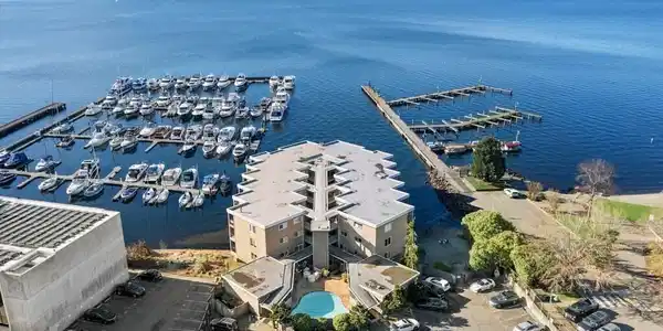 65 Kirkland