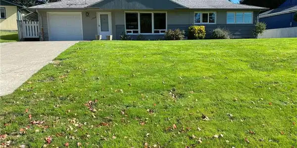 1525 Kitsap Drive