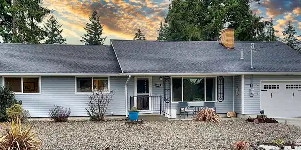9915 119th SW