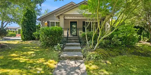 1935 65th SE