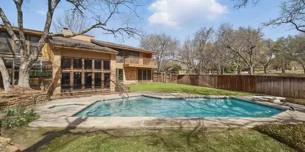 7429 Lochwood Court