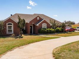 805 Beach Road