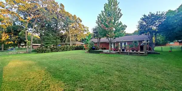 1021 Jarvis Lane