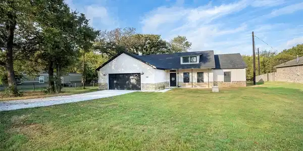 468 County Road 4856