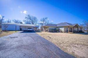 1631 N FM 17