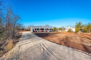 6100 S Lakeside Hills Court