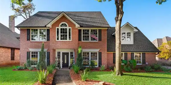 525 Clew Court