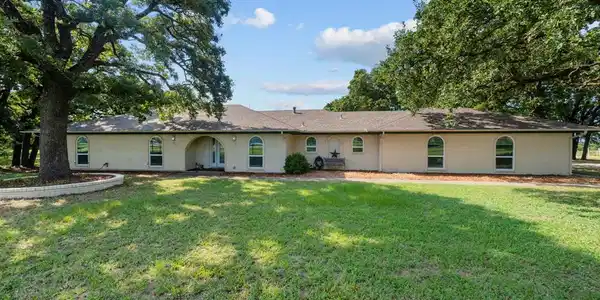 7325 Reed Road