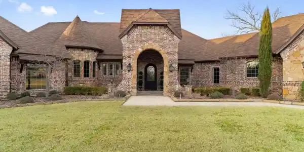 6100 Paper Shell Way