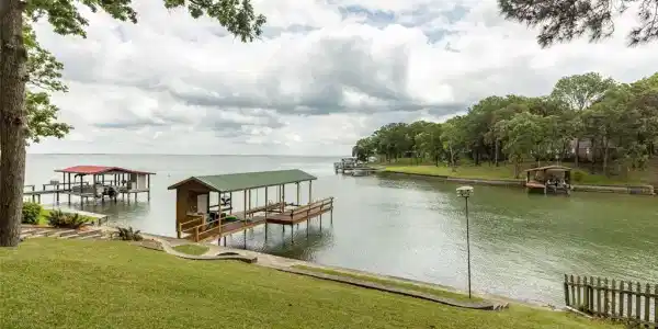 215 Southside Drive