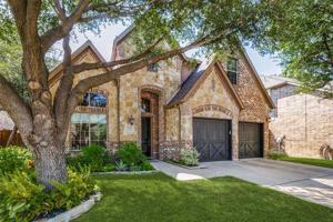 2229 Forest Hollow Park