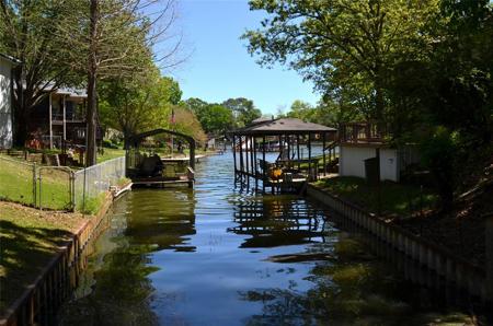 123 Little River Bend