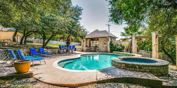 3949 Stoneshire Court