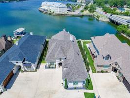 802 Waterpoint Court W