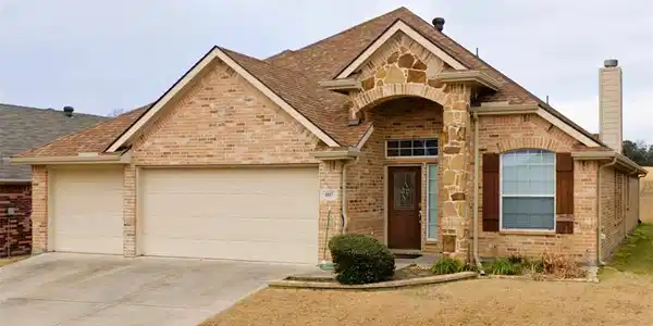 1817 Vista Royale Court