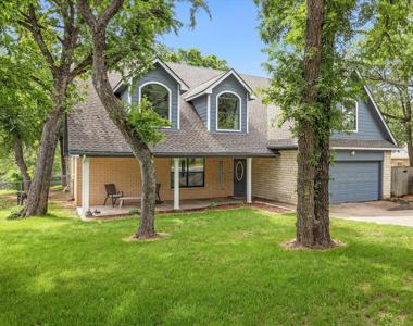 2103 Sierra Vista Court