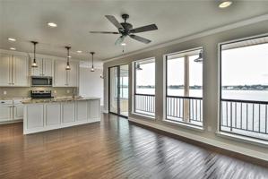 401 E Pearl Street