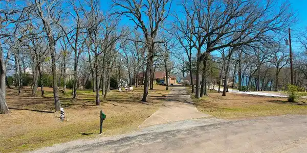 215 Pelican Point