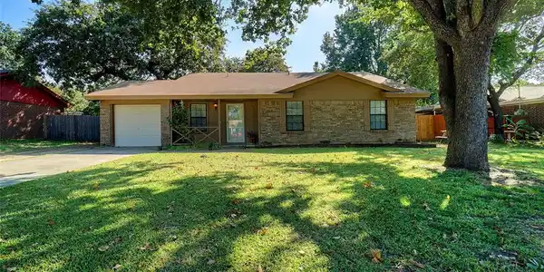 233 Lilac Lane